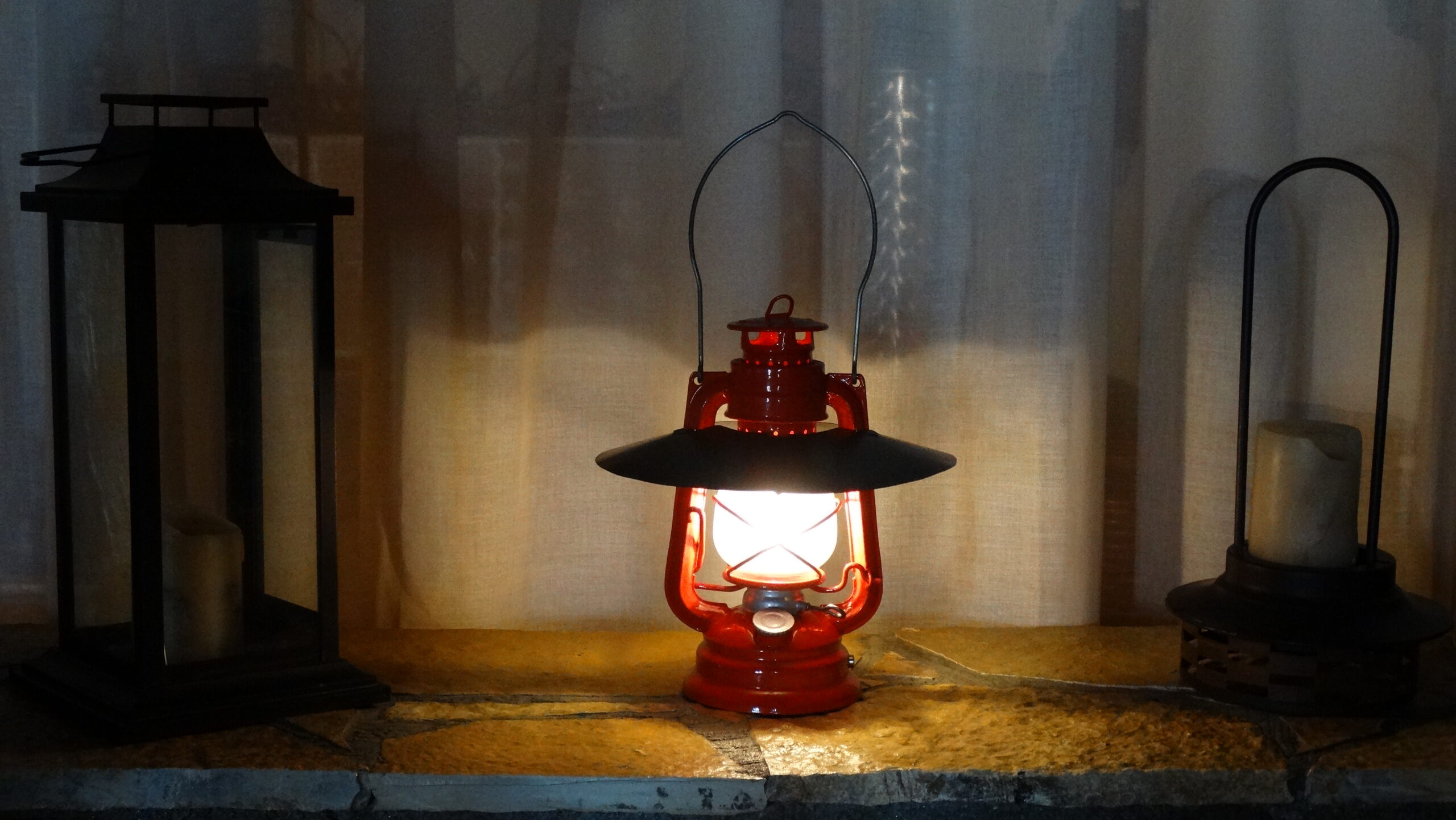 BAROU electrified lantern